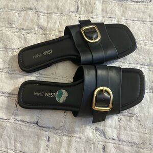 NINE WEST FLAT SANDALS SLIDES WITH GOLD TONE BUCKLE SQUARE TOE WOMEN’S SIZE 7.5